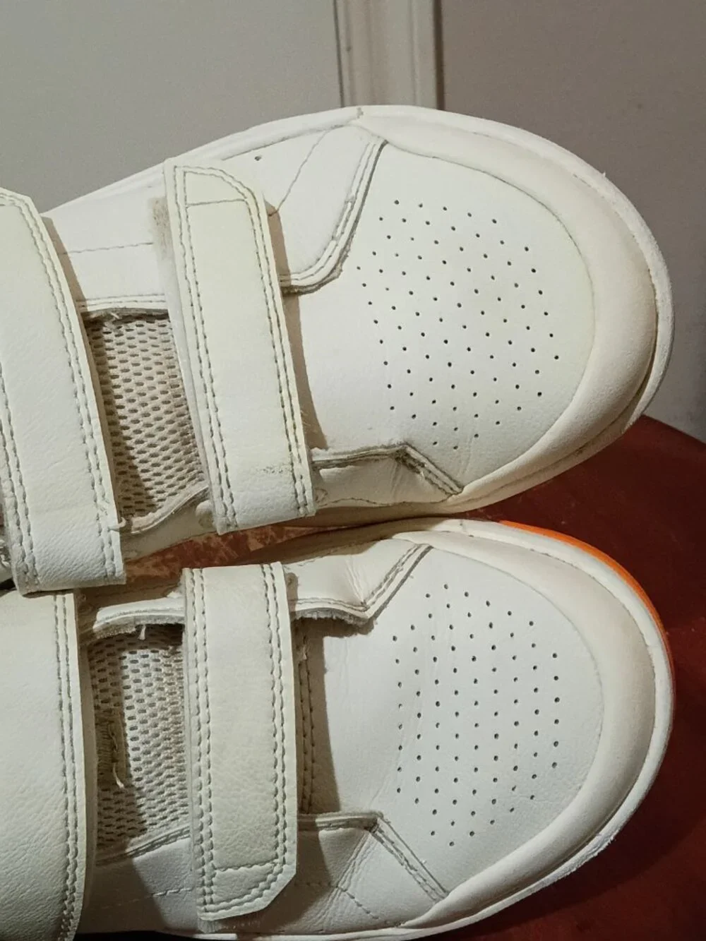 On THE ROGER Kids Ivory Orange Shoes Hook and Loop Kids Size K3